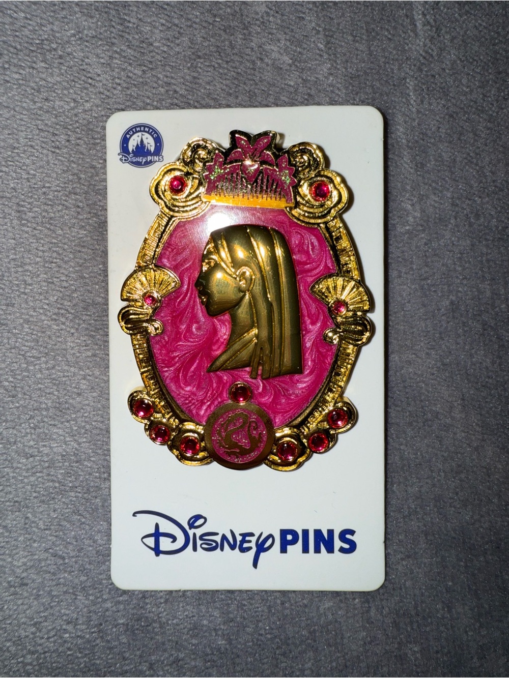 MULAN LOUNGEFLY PIN